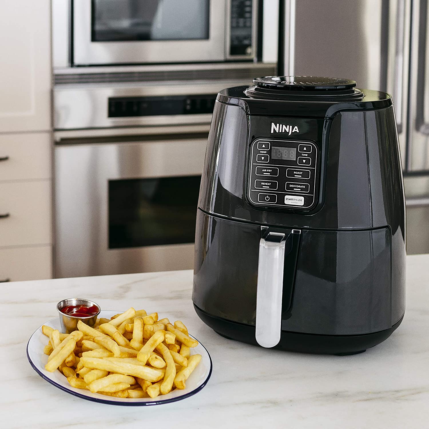 Ninja AF101 Air Fryer that Crisps, Roasts, Reheats, & Dehydrates, for Quick, Easy Meals, 4 Quart Capacity, & High Gloss Finish, Black/Grey