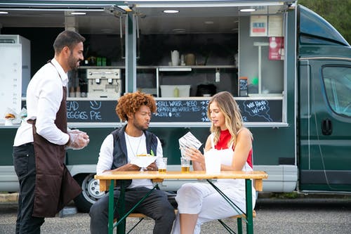 Food Truck: How to Cut Costs When Just Starting
